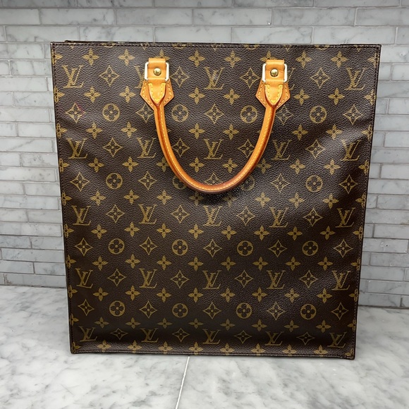 Louis Vuitton authentic Sak Plat tote bag - Picture 1 of 16